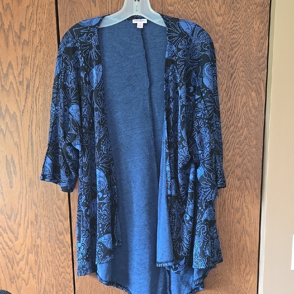 Beautiful Blue/Black Lularoe Kimono